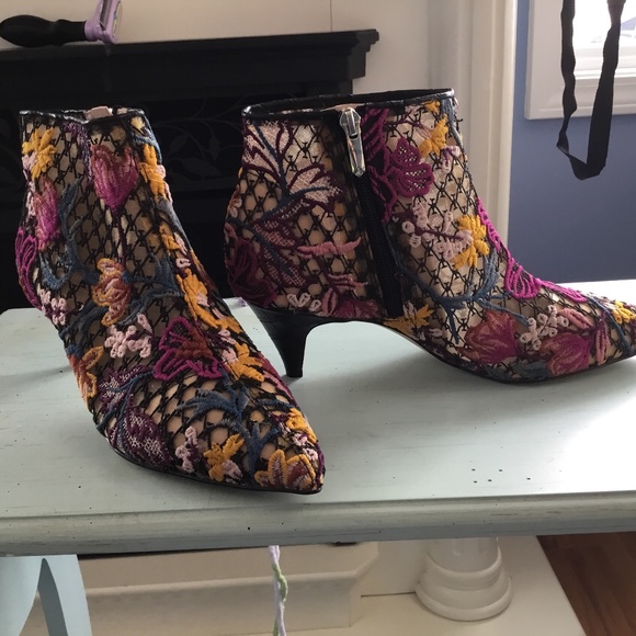 Sam Edelman Kinsey Multi Floral Lace size 8M - Picture 1 of 4